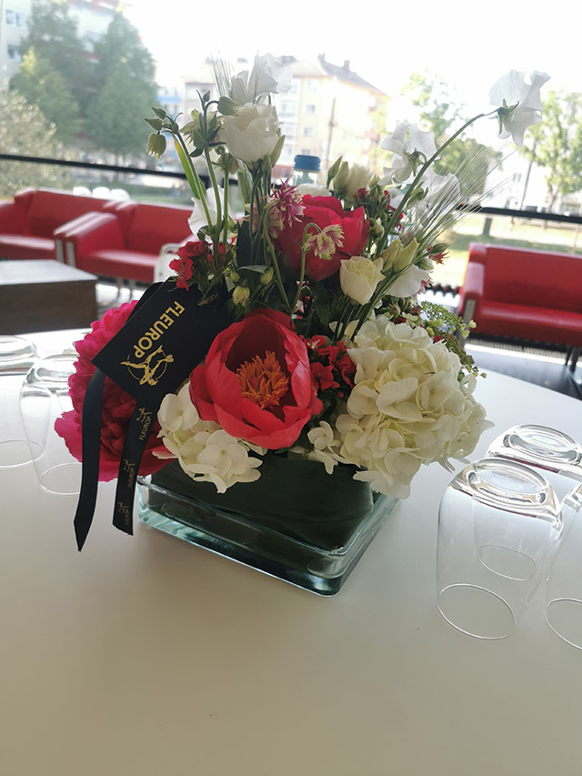 Operngala Bonn Deutsche Aids Stiftung Fleurop Blumen Blumendeko beim Galakonzert der Oper Bonn