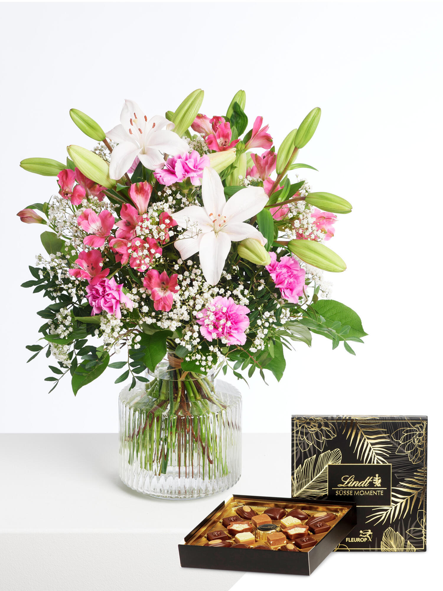 Fleurop Blumenversand - Blumenstrauß - Fröhlich und Aufgeweckt mit Lindt-Pralinen XL - Blumen online bestellen