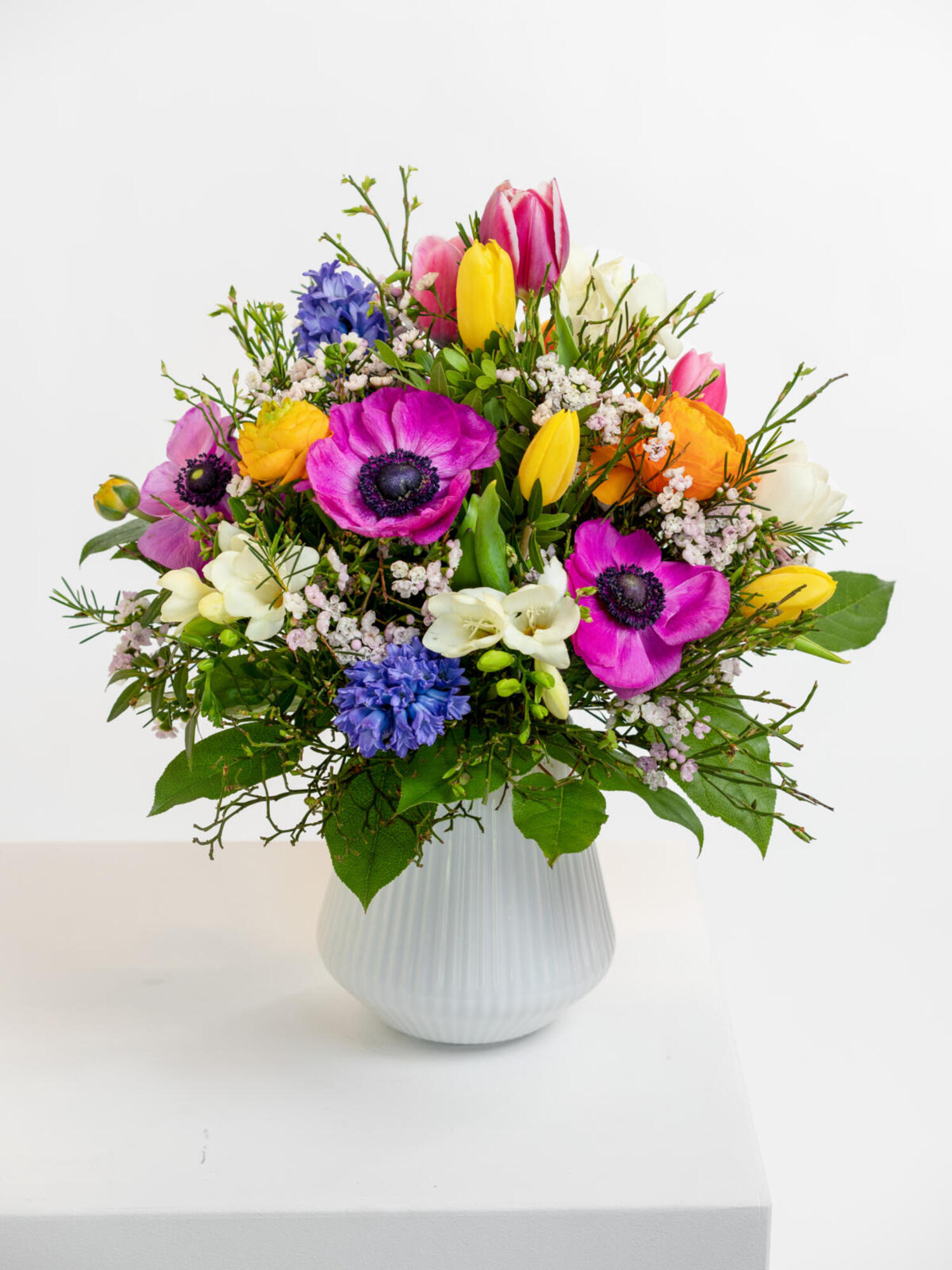 Herr Valentin verschickt Blumen